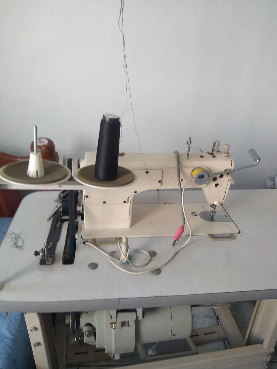 Máquina de Costura - Foto 2