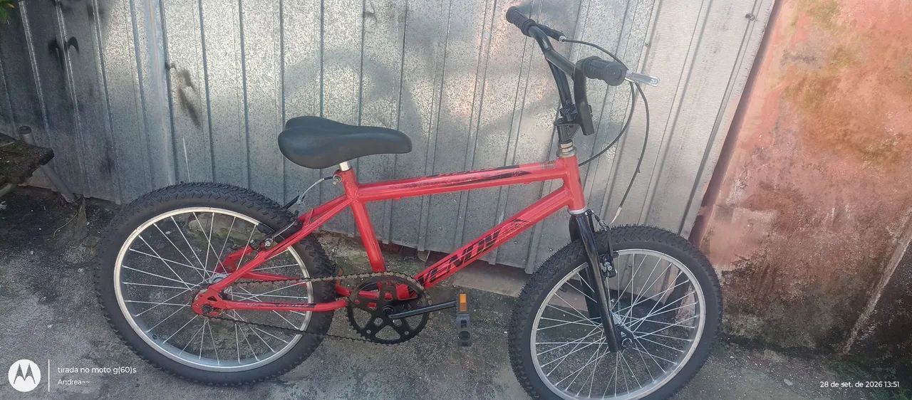 Bicicleta aro 20 Cross praticamente nova  - Foto 2