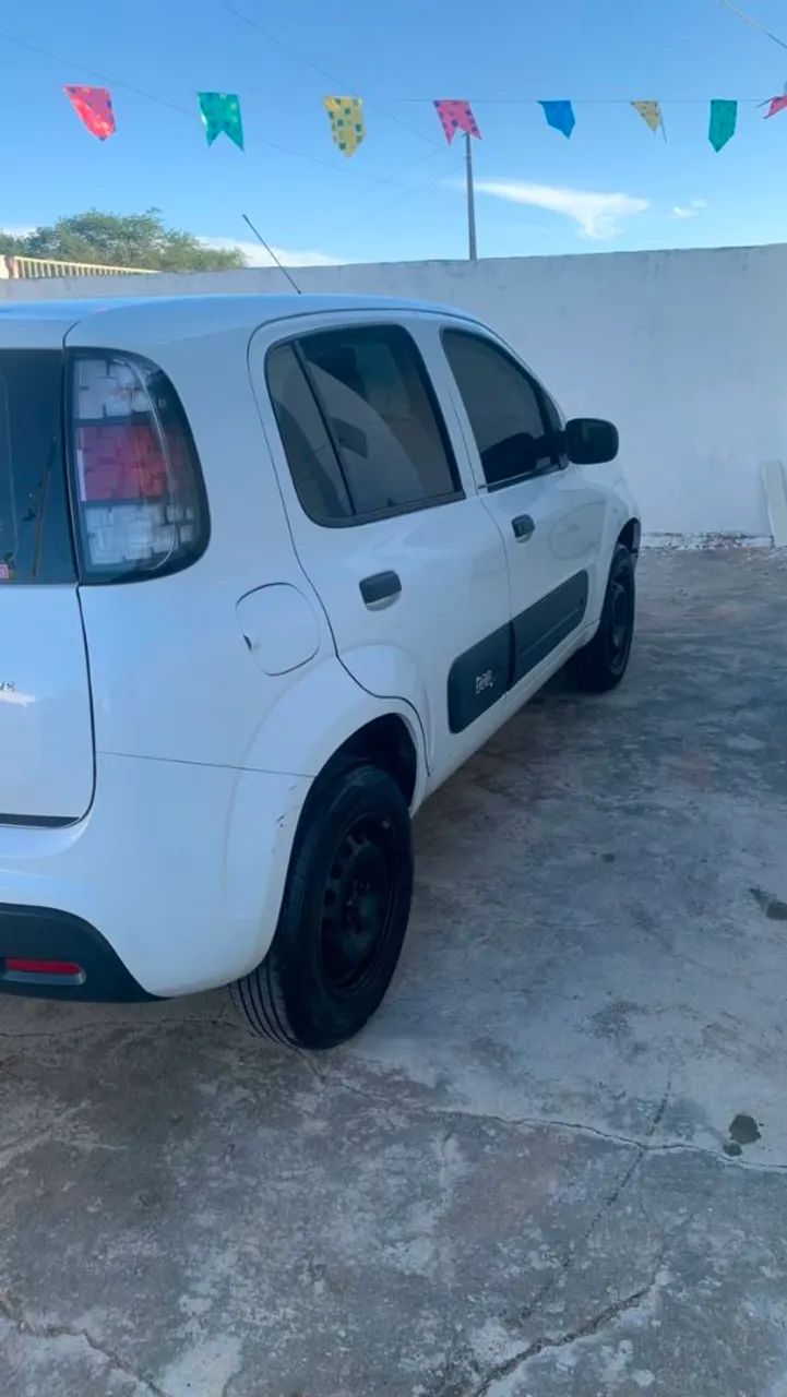 Fiat Uno Attractive 1.0 EVO Fire Flex 8V 5P 2016 - Foto 4