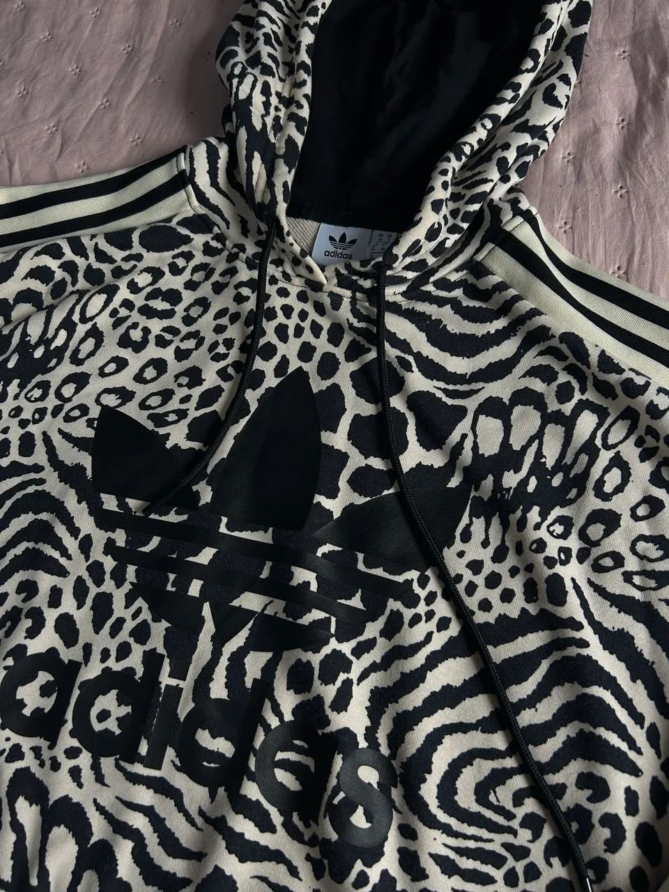 Blusão adidas tamanho P
