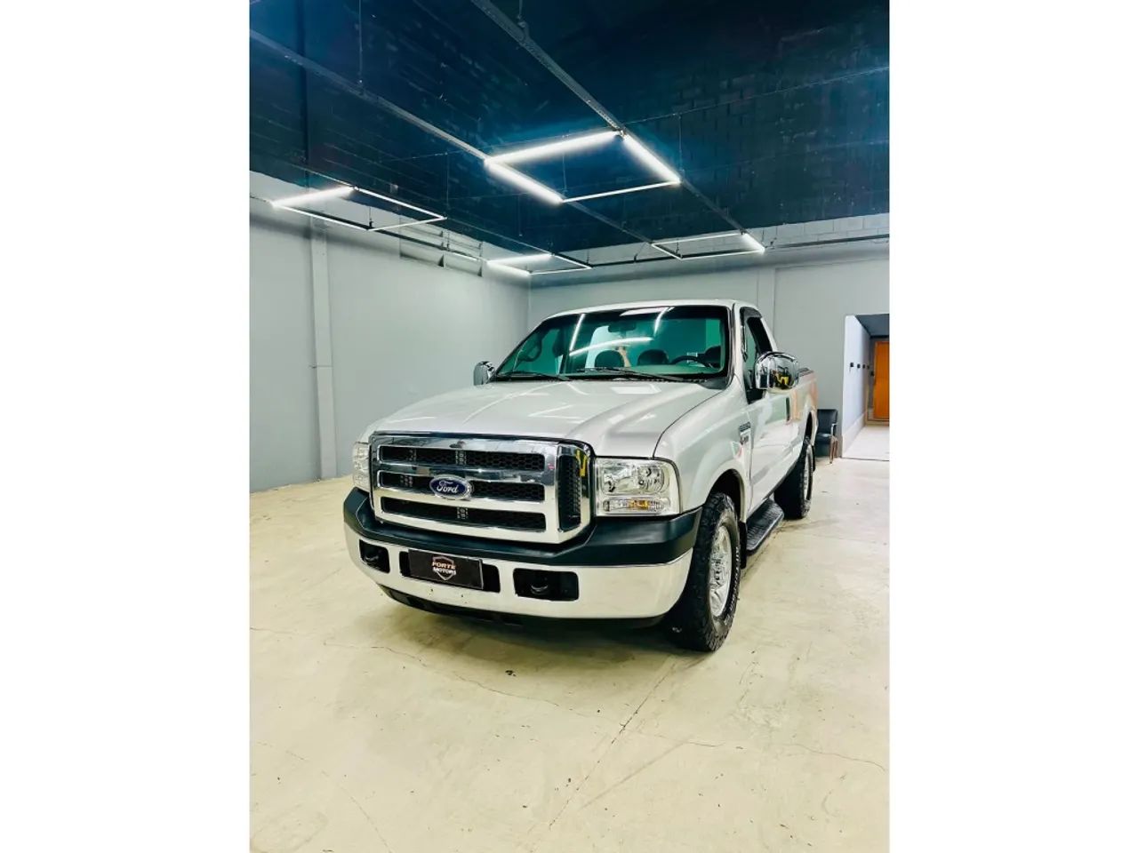 Ford F-250 XLT 3.9 4x2 CD TB Diesel, foto 3 de 10