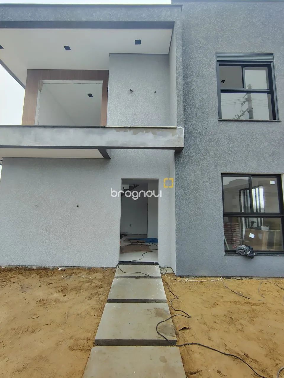 Amplo Imóvel de 3 Dormitórios (1 Suíte + 2 Demi-suítes) com Living Integrado e Espaço Gour - Foto 5