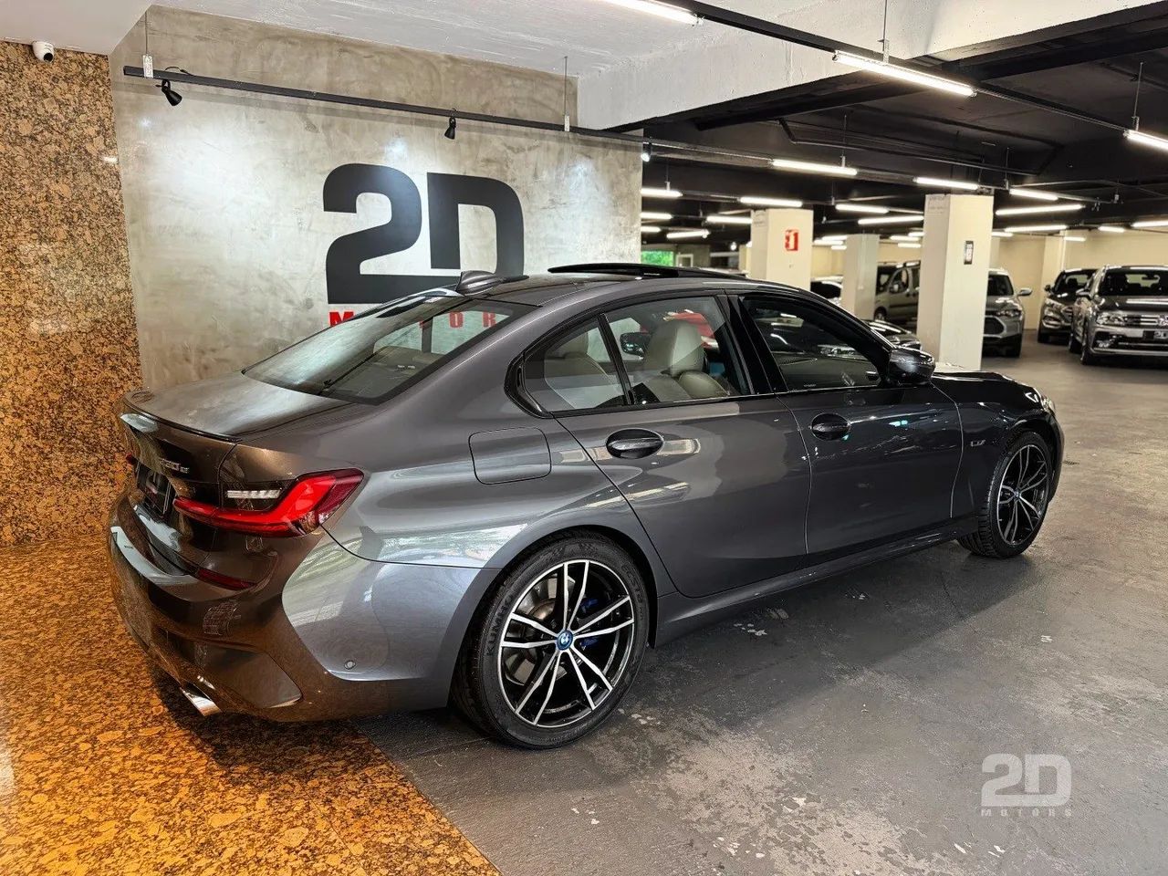 BMW 330E 2022 - Foto 3
