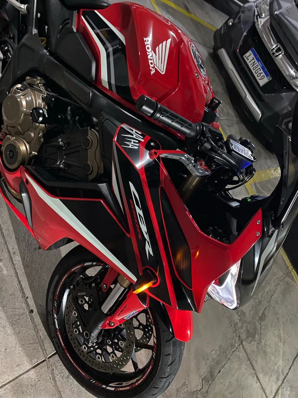 CBR650R