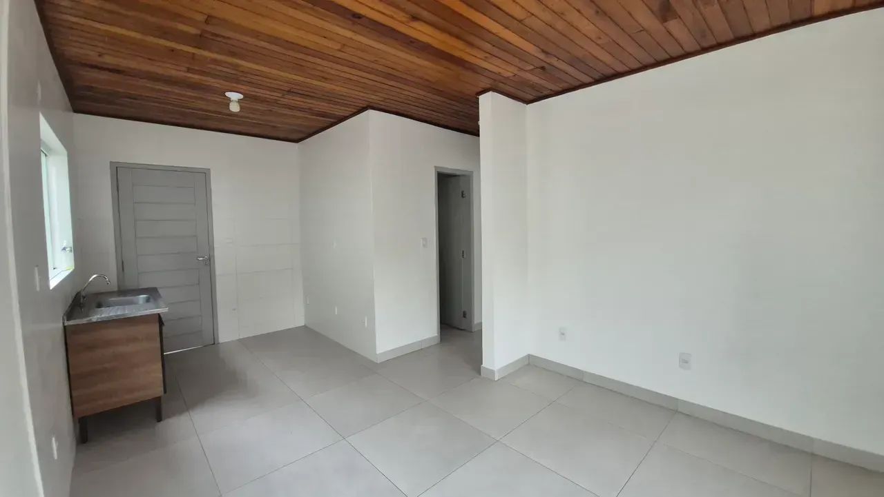 Casa de 2 quartos no Rio Tavares - Foto 4
