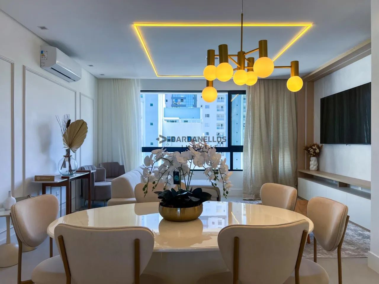 Apartamento com 4 suítes no Edifício Torre de Booz em Balneário Camboriú - Foto 5
