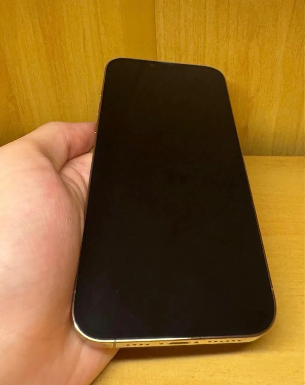 Vendo IPhone 13 Pro Max Dourado  - Foto 2