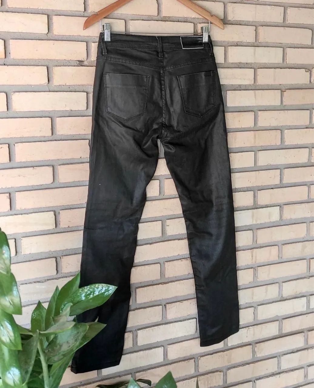 Calça encerada preta Lacoste original - Foto 3