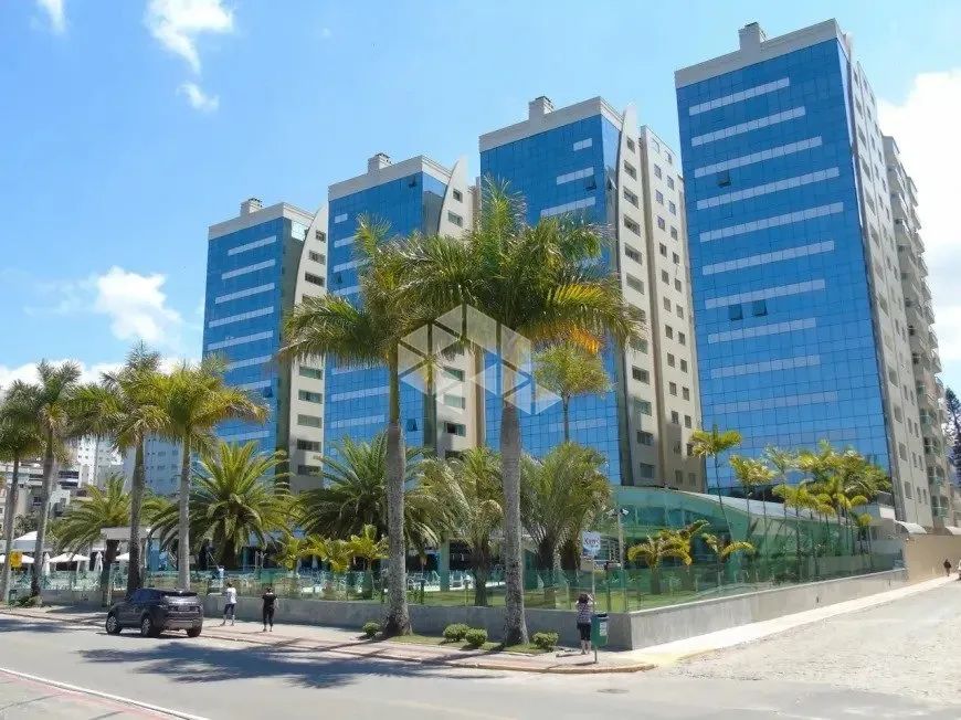 Apartamento com 5 suítes (1 master) e 3 vagas, 352 m² - Centro - Itapema/SC