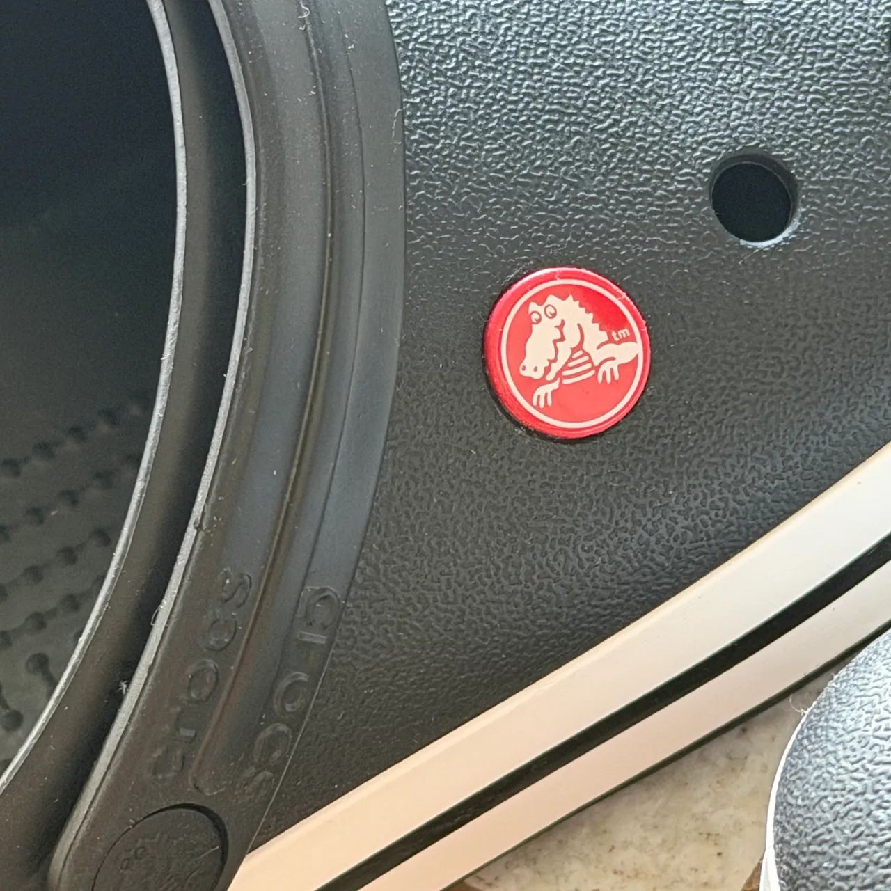Crocs Original nunca usada Tamanho 39 - Foto 5