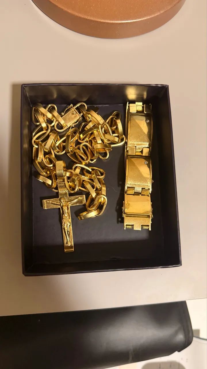 Corrente Cartier + pingente + bracelete ouro 18k