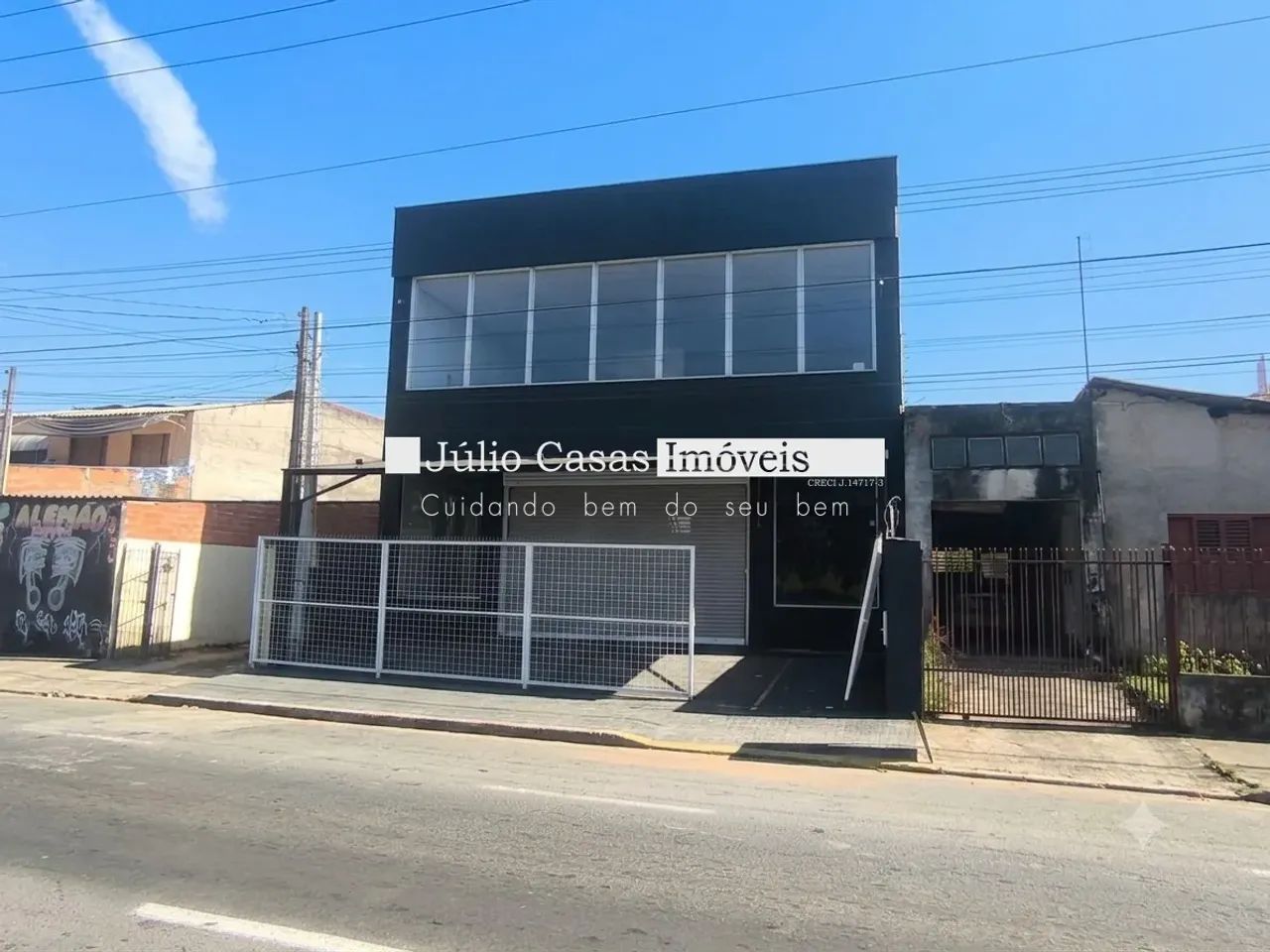 PRÉDIO COMERCIAL EM VOTORANTIM COM GRANDE FLUXO DE PESSOAS