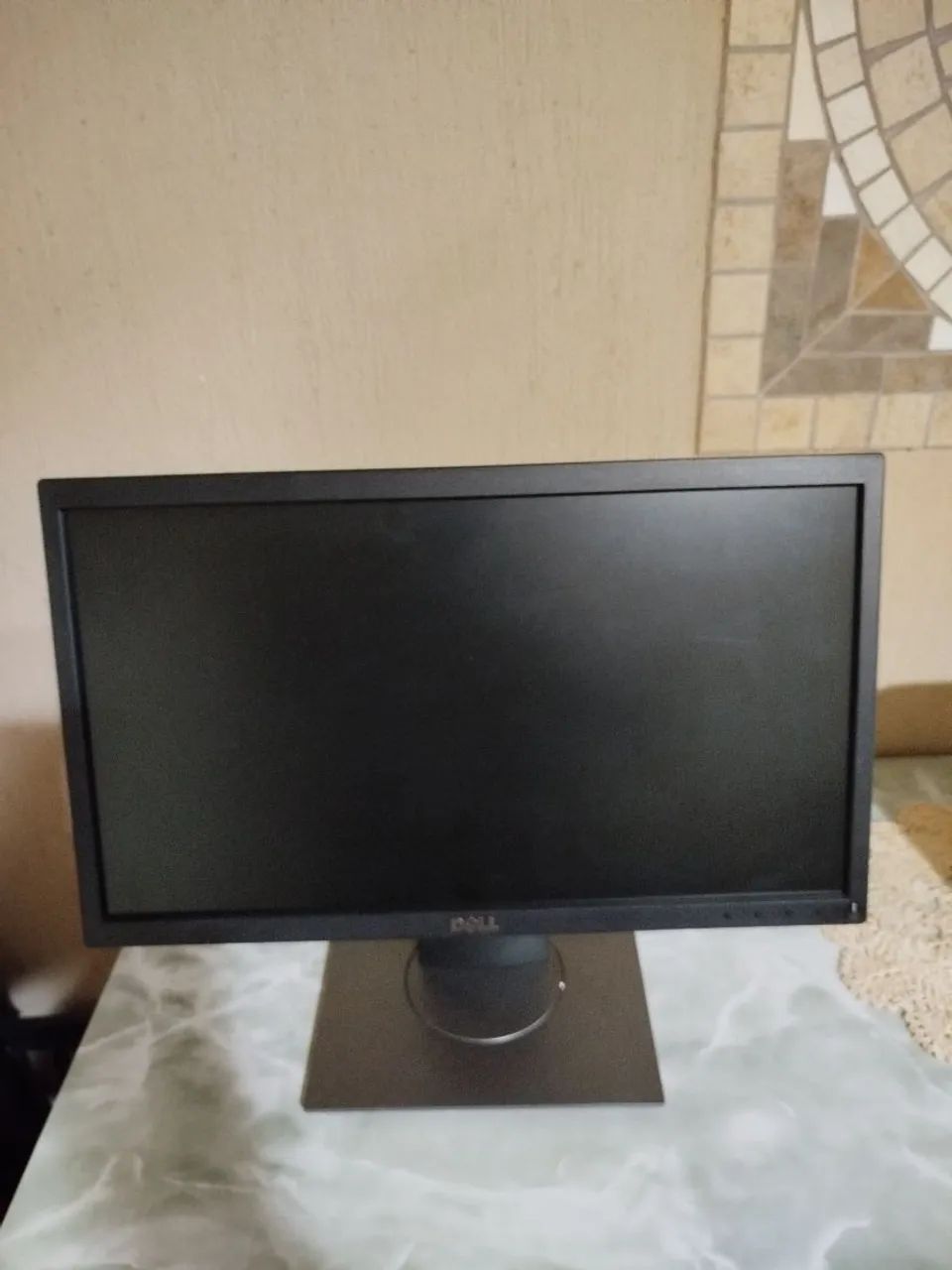 Monitor Dell modelo P 2018 HC