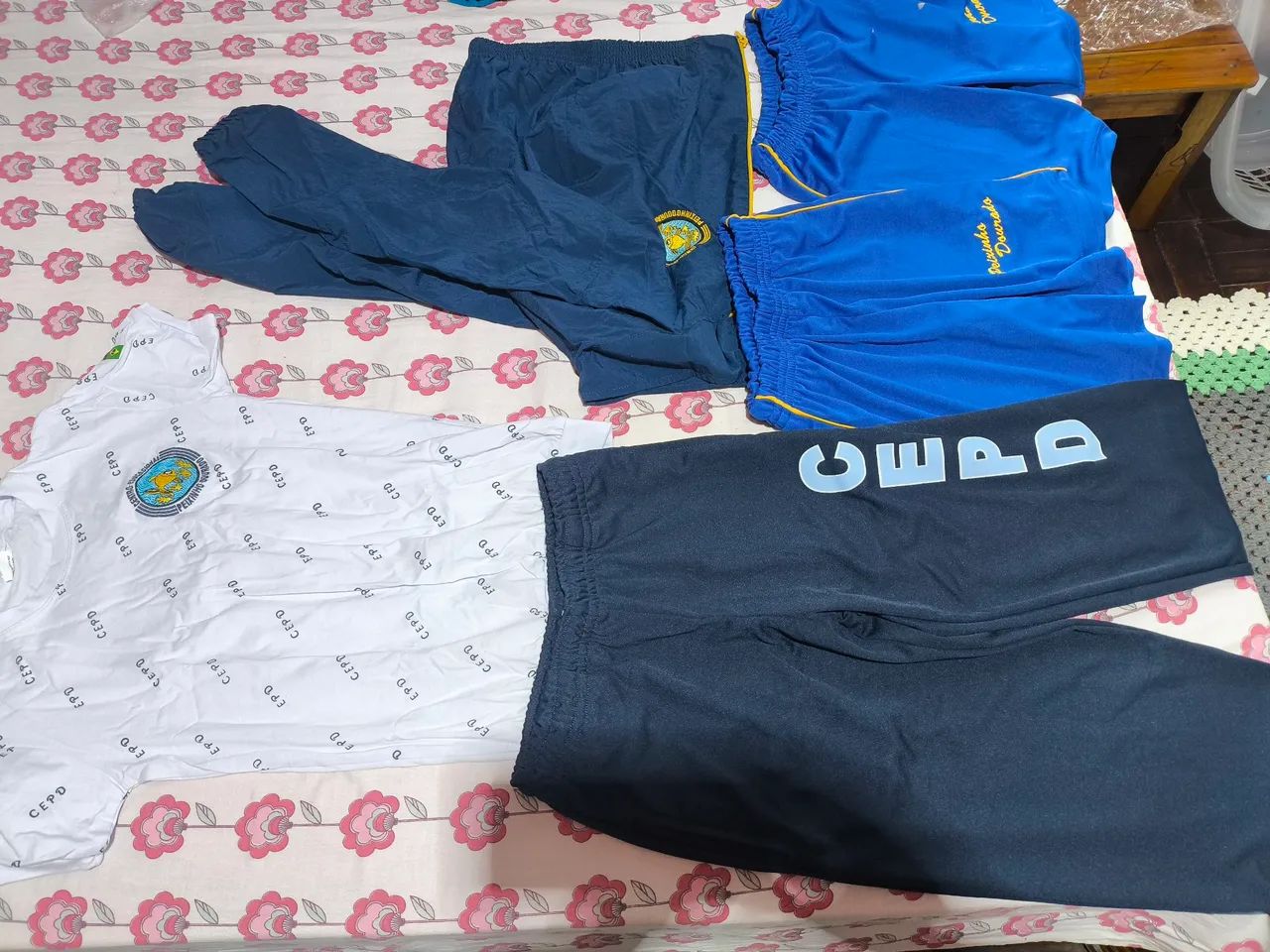 Uniforme de escola peixinho dourado 