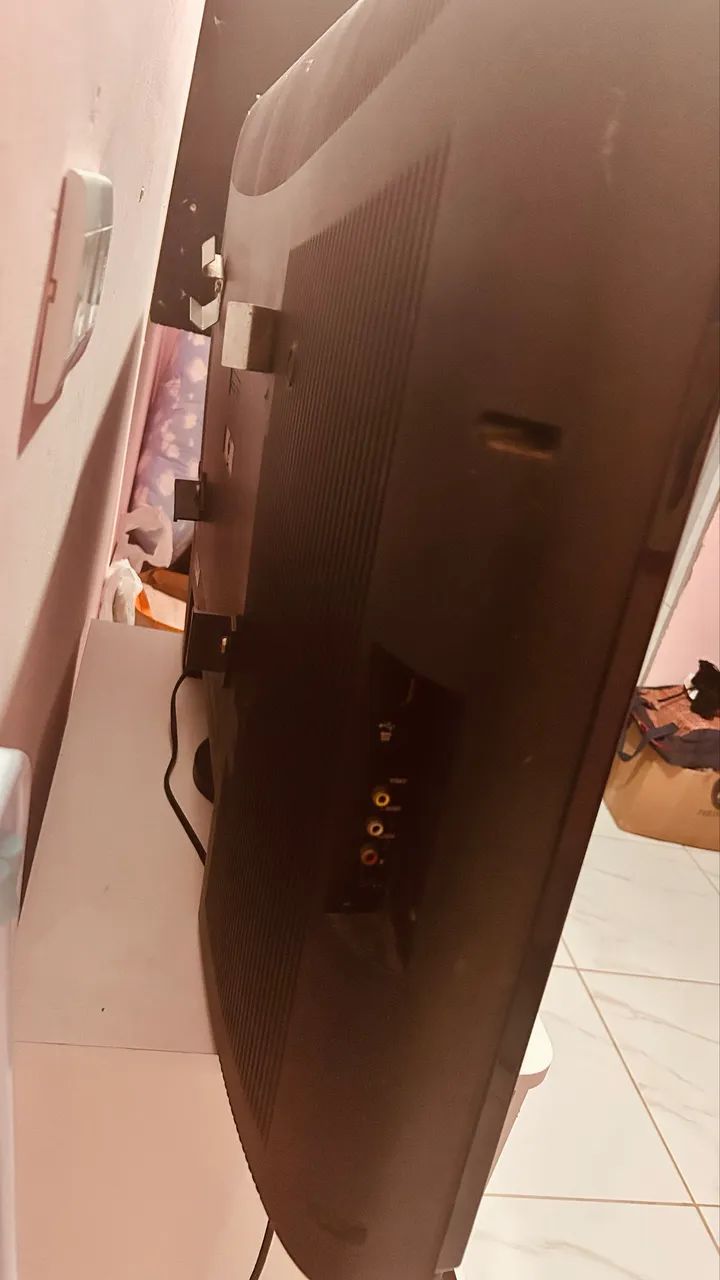 vende-se TV 45 polegadas  - Foto 2
