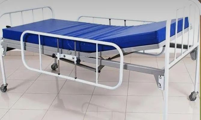 CAMA HOSPITALAR C MOVIMENTAÇÃO+ COLCHÃO  - Foto 4