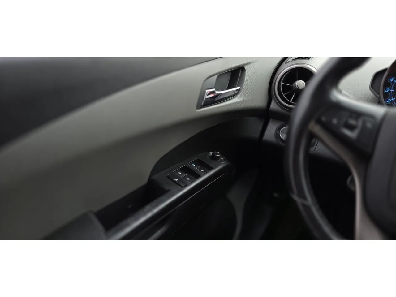 Chevrolet Sonic Sed. LTZ 1.6 16V FlexPower 4p Aut., foto 19 de 20