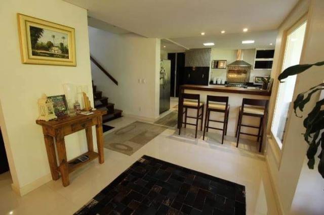 Casa para alugar com 4 dormitórios em , cod:I-023130