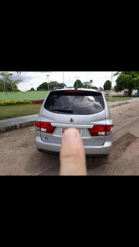 Ssangyong Kyron - Foto 3