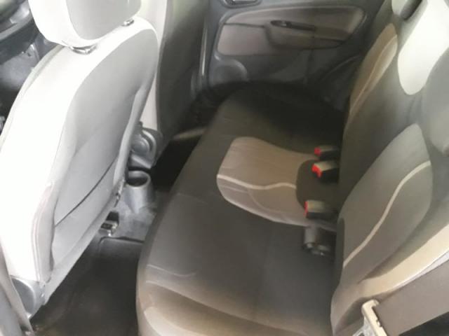 FIAT UNO WAY 1.0 8V (FLEX) 4P - Foto 12
