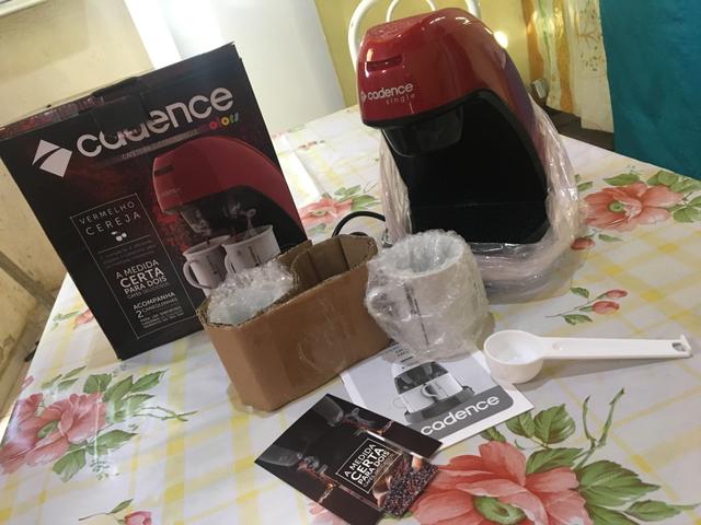 Cafeteira Cadence Single Vermelho Cereja - Foto 2