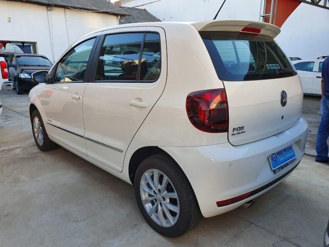VW Fox Highline 1.6 - 2014 - Foto 9