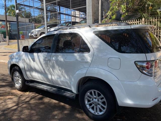 Hilux SW4 3.0 TDI 4x4 SRV 7L (Aut) 2015 - Foto 2