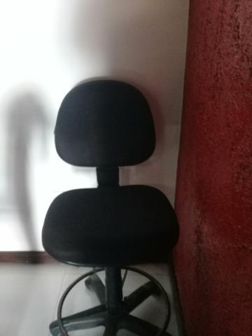 Cadeira giratória p balcão - Foto 2