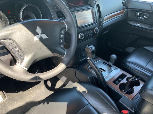 Pajero Full Diesel 7 lugares - Foto 13