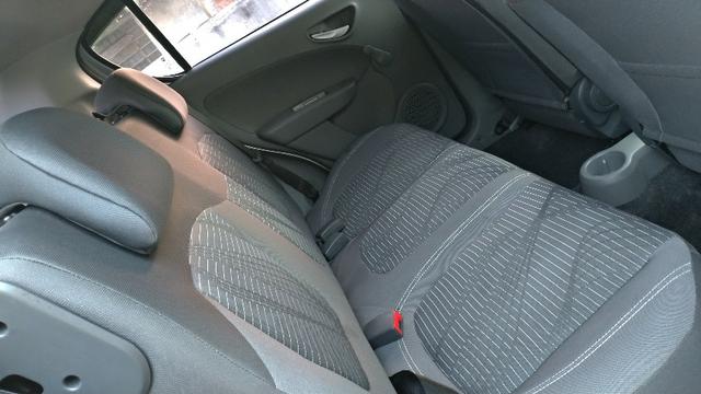 Fiat palio attractive 2015-completo-único dono-excelente estado de conservação-23.500km - Foto 6