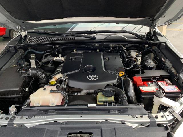 Toyota Hilux SRV 2.8 4X4 Diesel 2016 - Foto 17