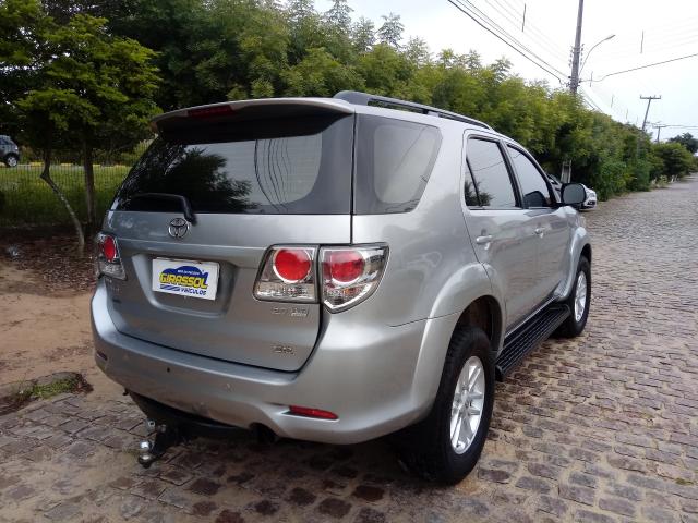 HILUX SW4 2014/2015 2.7 SR 4X2 16V FLEX 4P AUTOMÁTICO - Foto 6