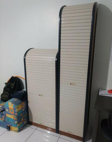 Dupla de armários de escritório ou quarto. Porta de deslizar pra cima - Foto 2