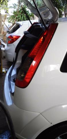 Ford Fiesta Hatch,2013 Completo Flex - Foto 4