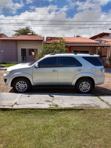Hilux SW4 3.0 Diesel novíssima
