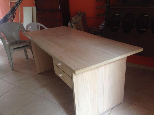 Mesa para escritório