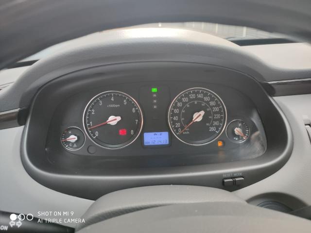 Azera 2011 - Foto 18