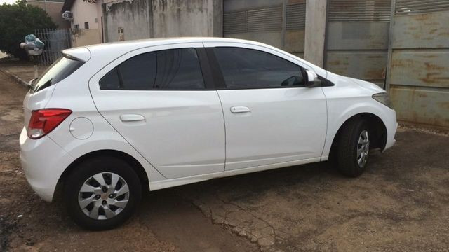 Onix 1.0 Joy completo - Foto 3