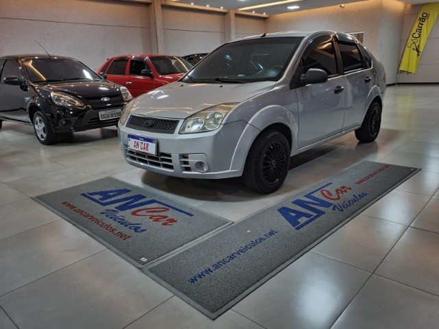 FIESTA 1.0 SEDAN