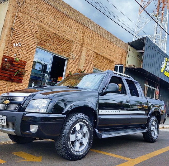 CHEVROLET S-10 EXECUTIVE 2011