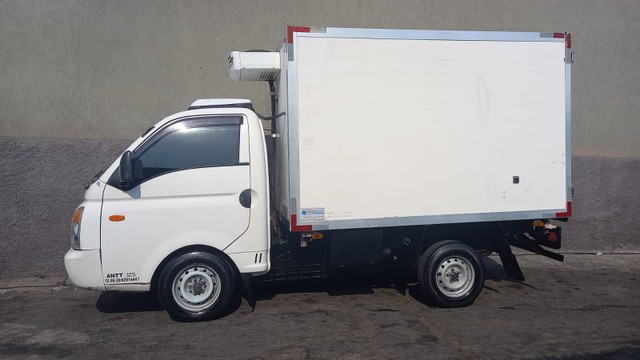 HYUNDAI HR REFRIGERADA ANO 2009