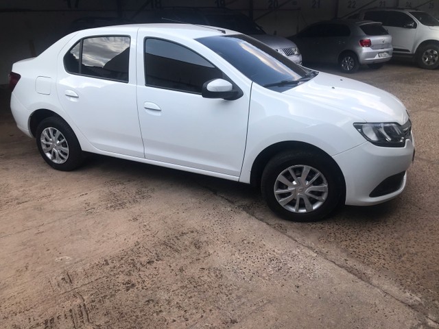 RENALT LOGAN AUTHENTIC