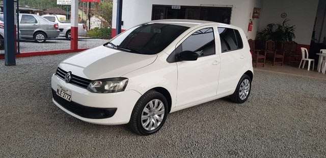 VW FOX 1.0 COMPLETO 2013