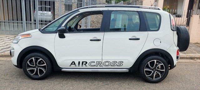 AIR CROSS TOP