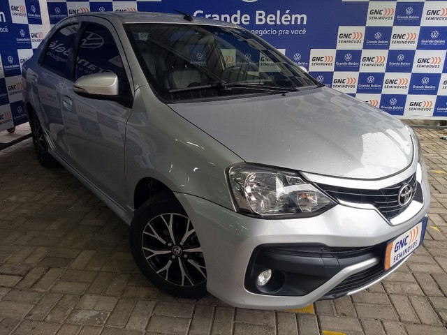 TOYOTA ETIOS 1.5 PLATINUM SEDAN 16V FLEX 4P AUTOMATICO