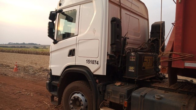 SCANIA XT 540 6X4 CANAVIEIRO COM BOMBA HIDRÁULICA