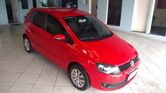 VOLKSVAGEN FOX 1.0 MI TREND 8V FLEX 4P MANUAL 2013/2013