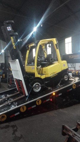 Empilhadeira Hyster H55FT TORRE 6,5m 2014