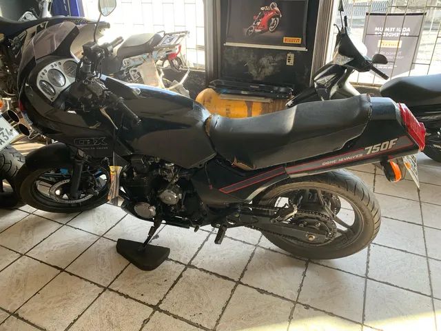 Comprar Honda Cbx 750 F Preto 1988 em Piracicaba-SP