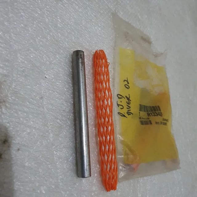 Escavadeira hitachi trator John deere haste bomba combustivel nova original R133405 - Foto 2